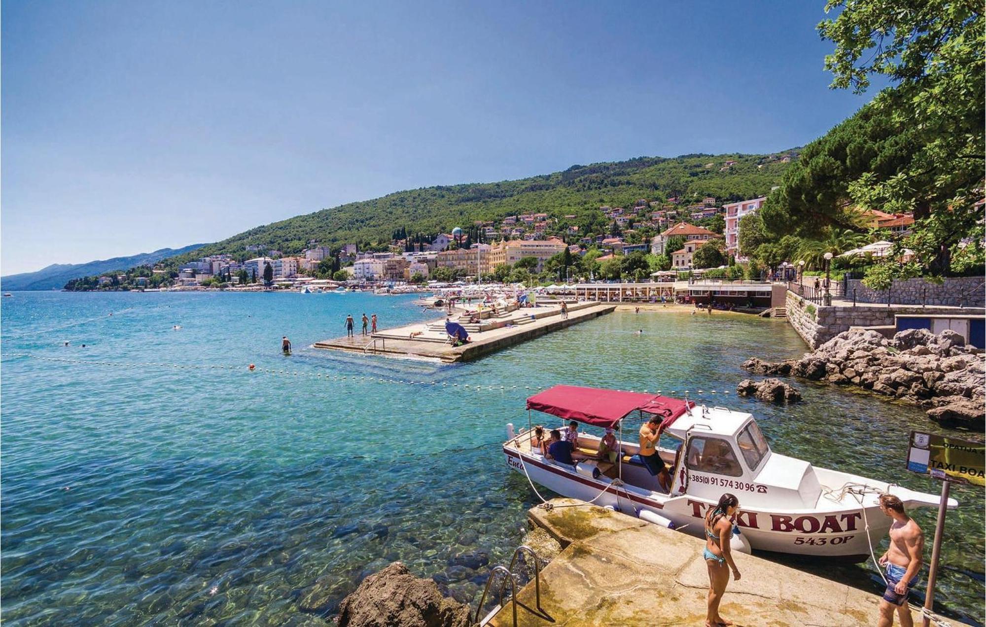 Beautiful Apartment In Opatija With Kitchen Esterno foto