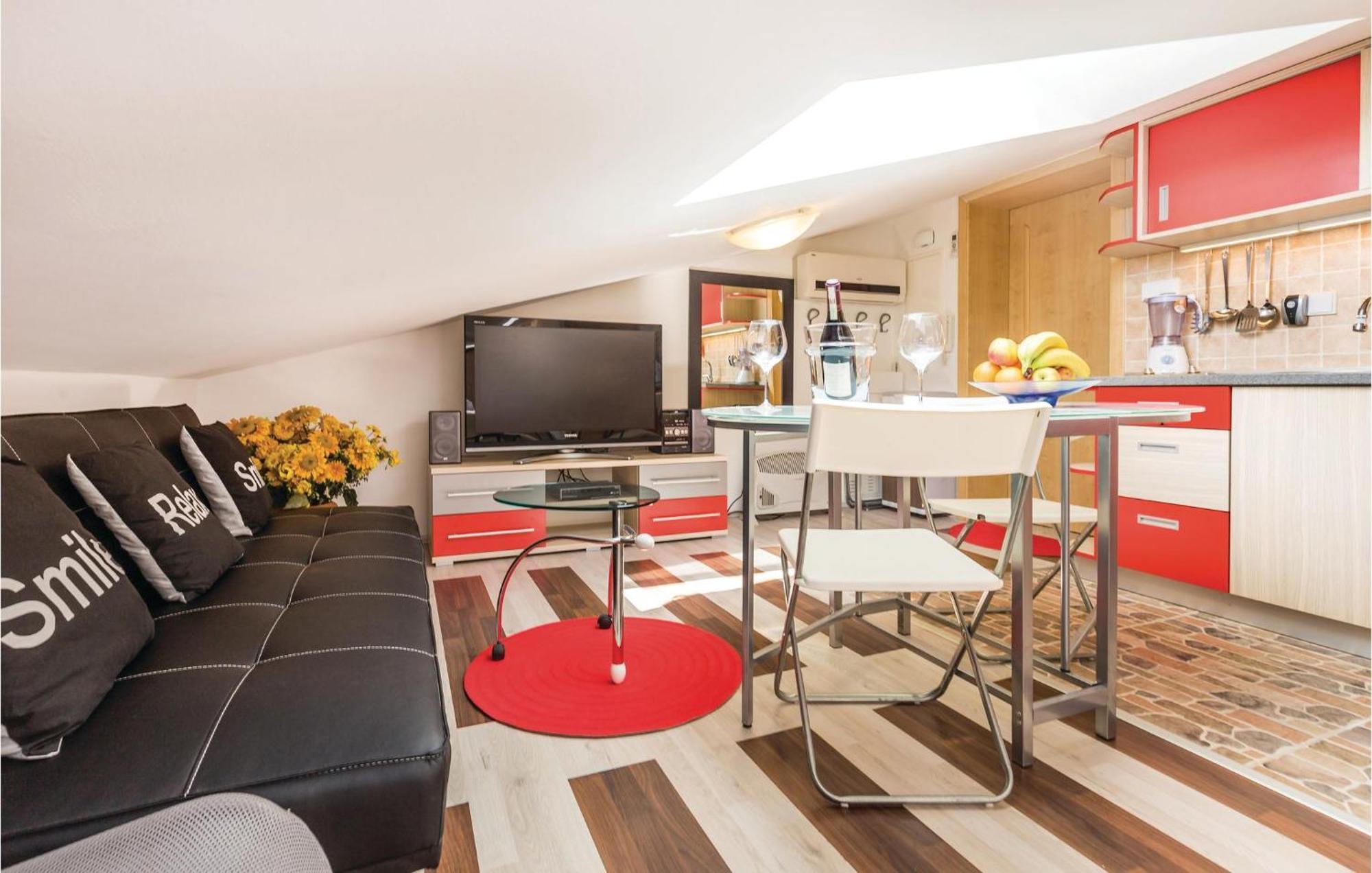 Beautiful Apartment In Opatija With Kitchen Esterno foto