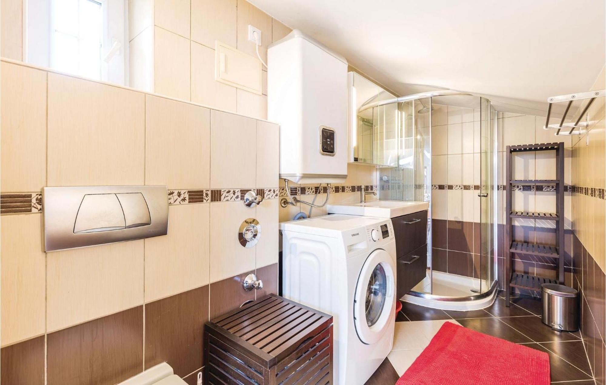 Beautiful Apartment In Opatija With Kitchen Esterno foto